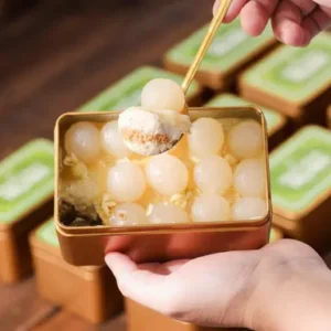 Oolong Longan Tiramisu hộp thiếc